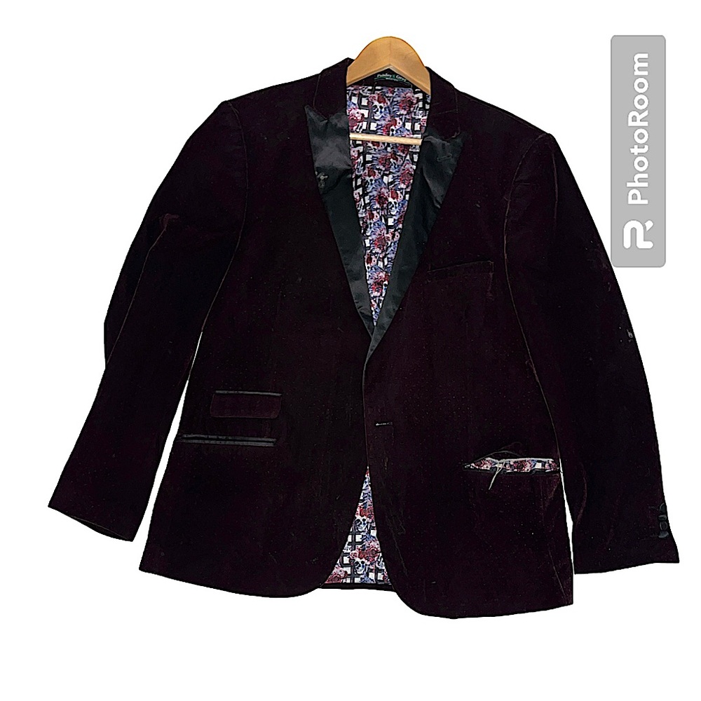 Paisley & Gray Slim Fit Suit